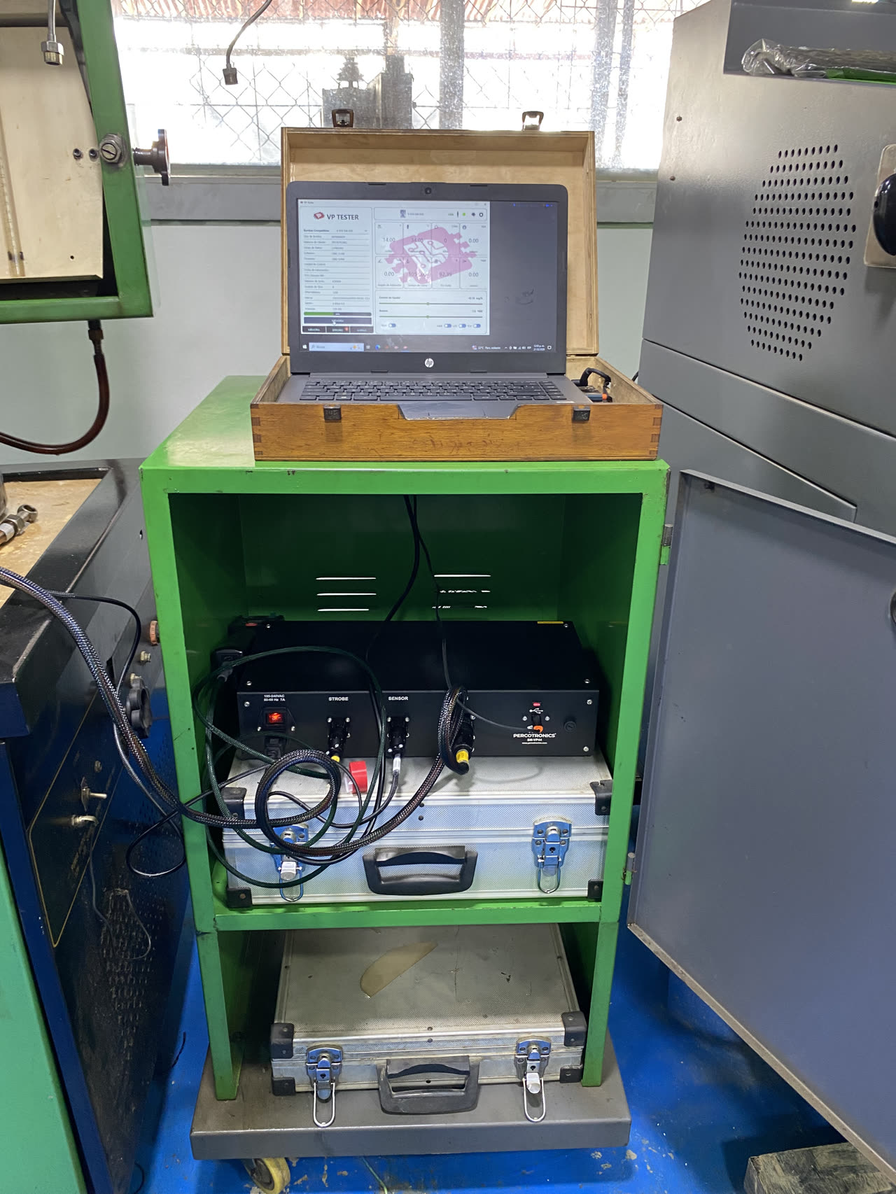 Equipos del laboratorio Laditronic